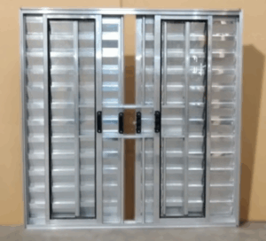 Veneziana 06 folhas 1,00 x 1,00 alumínio L18 Brilhante Com Grade